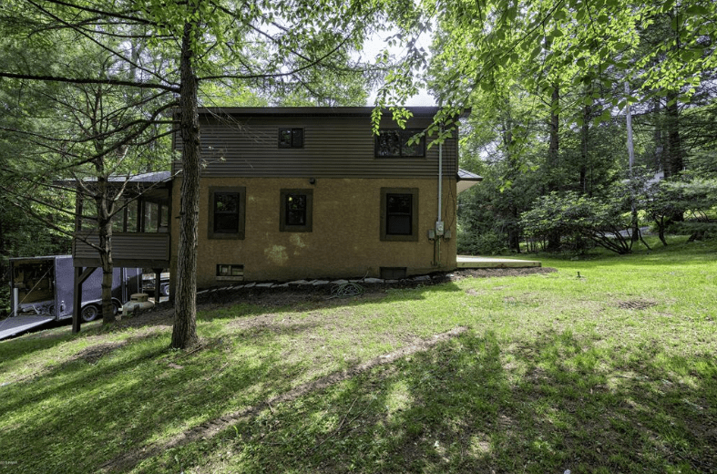 Completely Renovated Millbrook Cottage for Sale Greentown PA Real Estate Lake Wallenpaupack