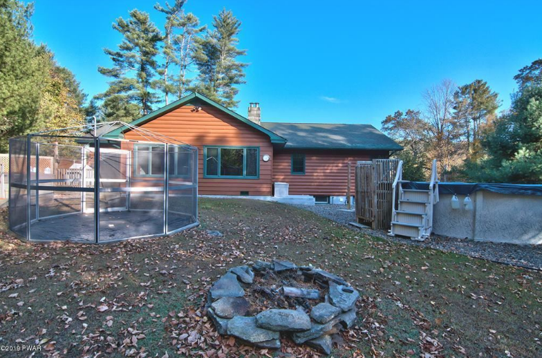 Riverfront Home For Sale on The Lackawaxen River 882 PA590 Real