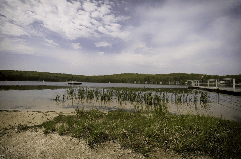 Masthope Mountain Chalet for Sale 319 W. Lakeview Drive, Lackawaxen