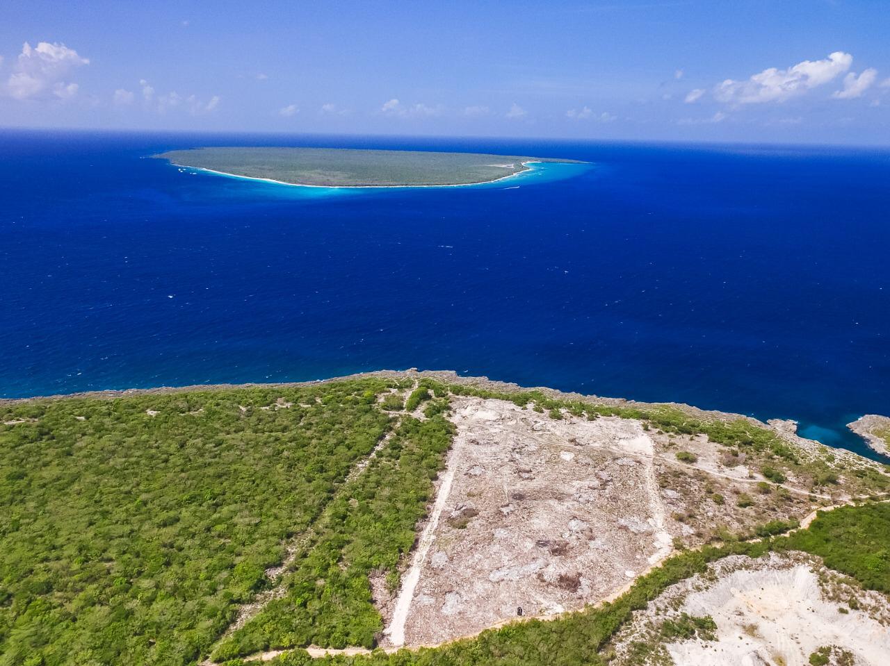 La Romana Caleta Oasis del Mar Real Estate Tropical