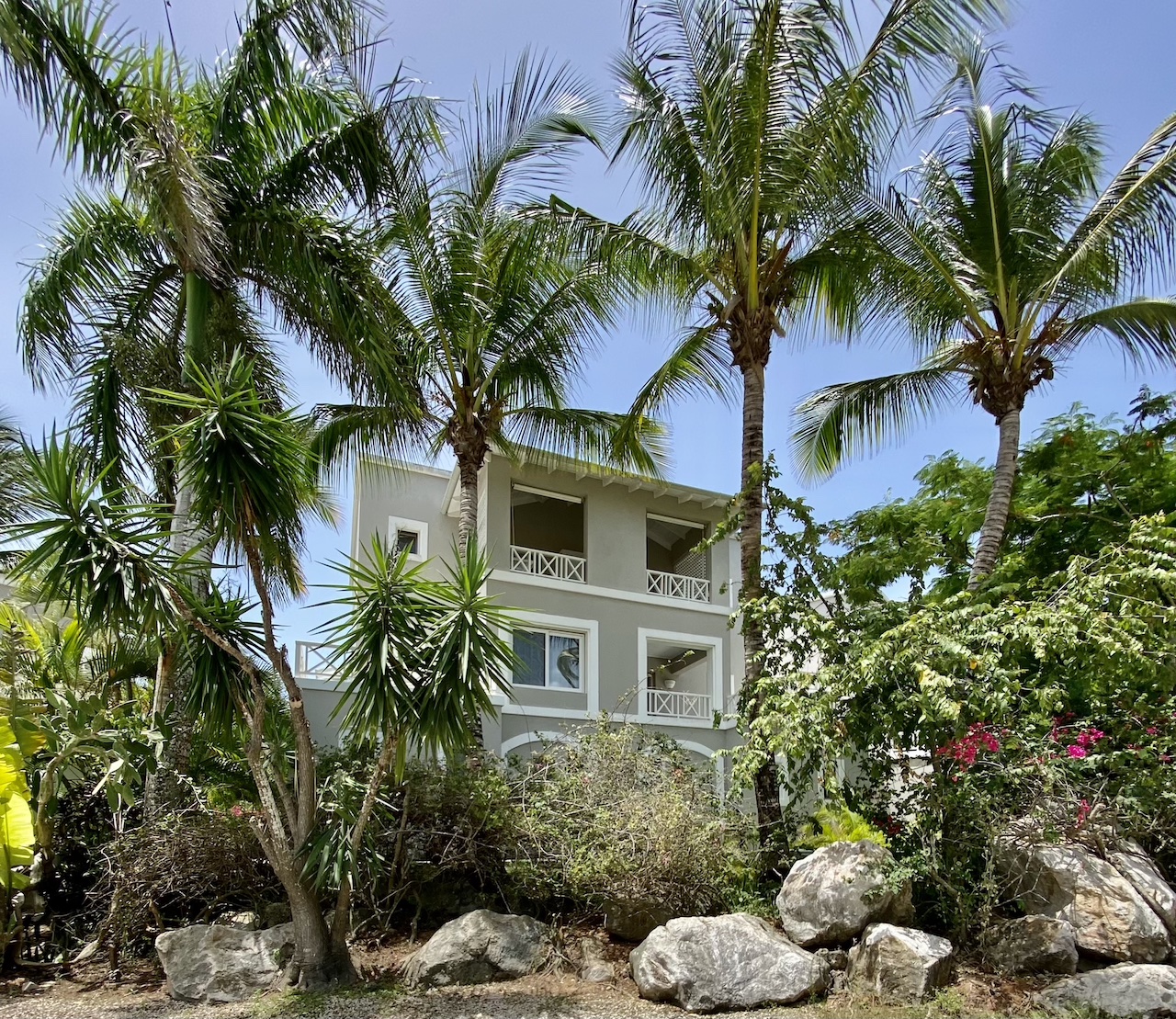 DOMINICUS TRACADERO FLAT CAPRI Real Estate Tropical