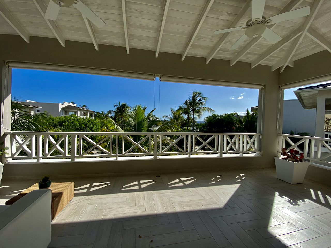 DOMINICUS TRACADERO FLAT CAPRI Real Estate Tropical