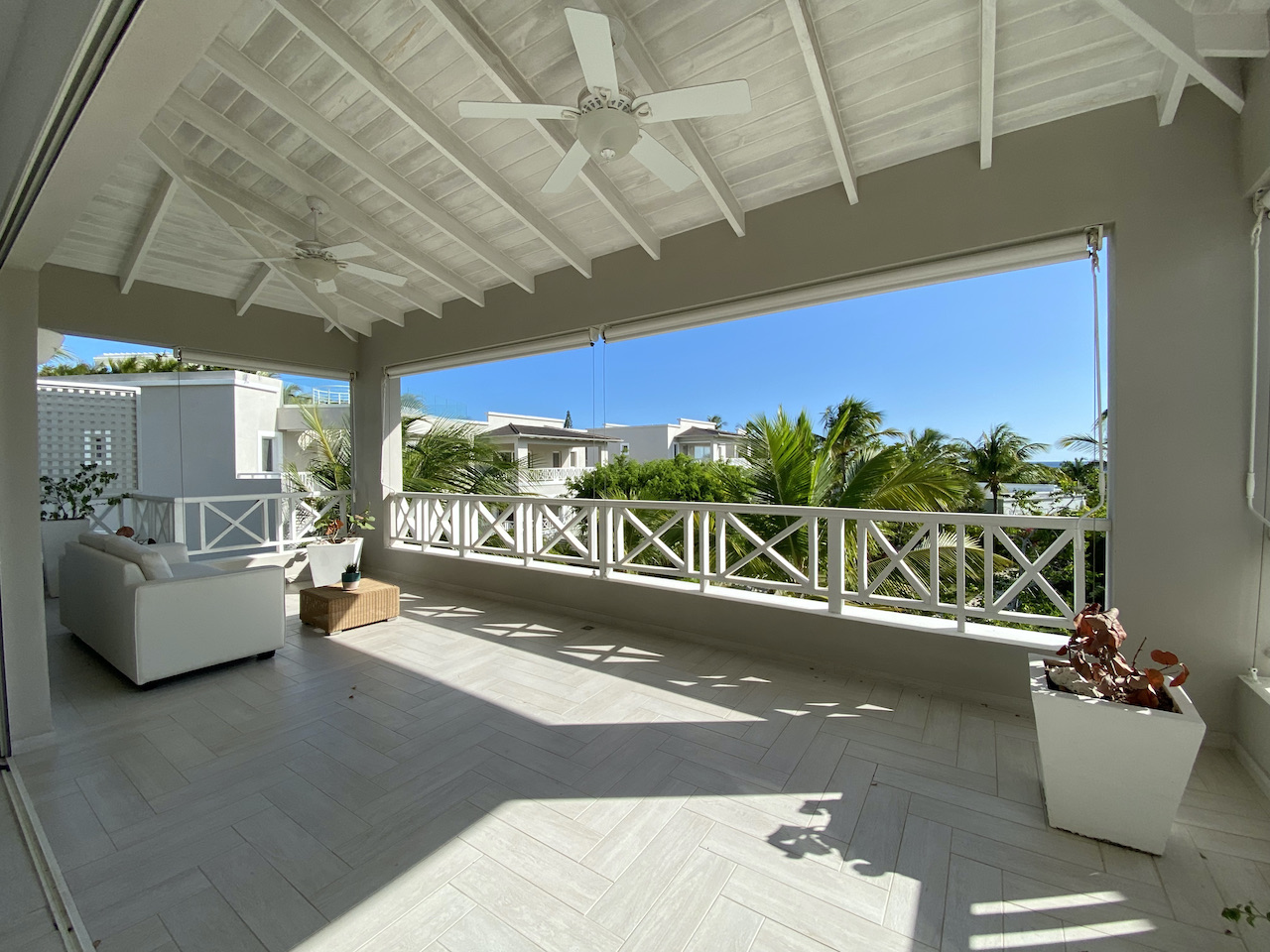 DOMINICUS TRACADERO FLAT CAPRI Real Estate Tropical