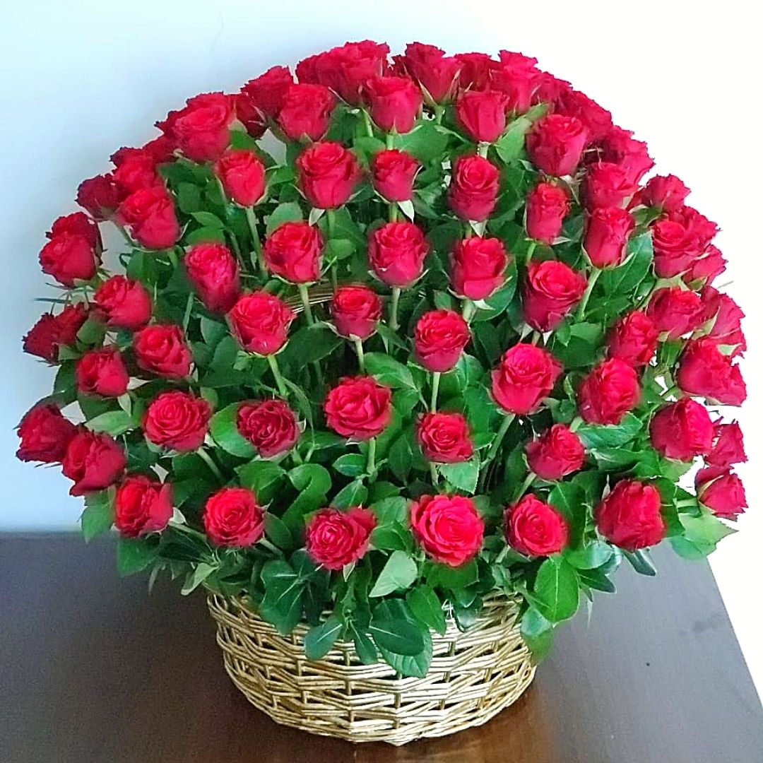 Real Flowers Dubai Free Delivery in Dubai, Sharjah Local Flower