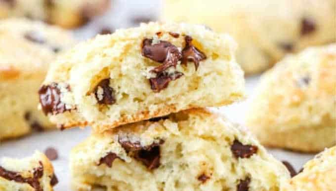 Chocolate Chip Scones ⋆ Real Housemoms