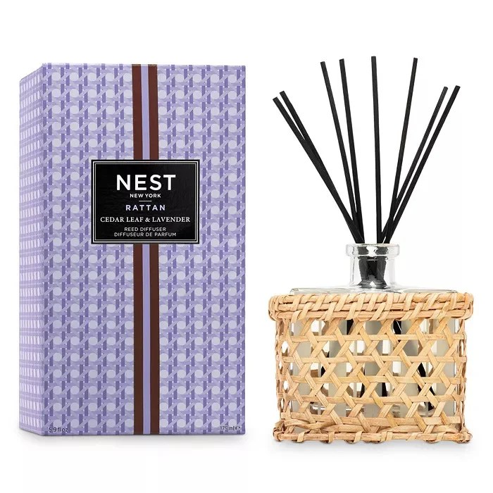 Bloomingdales Candles; 10 Best Bedroom Fragrances Realicozy