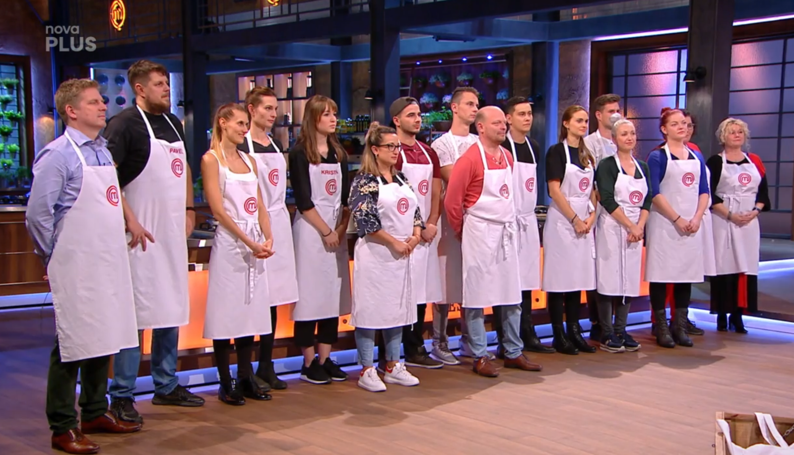 Masterchef Česko Těchto 16 kuchařů zabojuje o titul Panáček v