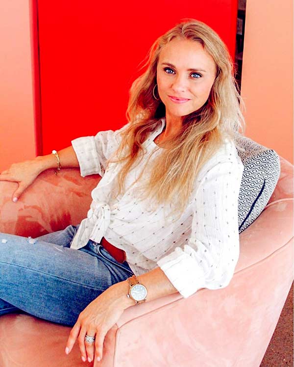 Is Tamara Day from Bargain Mansions Married? Her Net Worth & Family