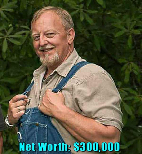 Eric "Digger" Manes Moonshiners Arrested, Age, Net Worth, WikiBio(021)