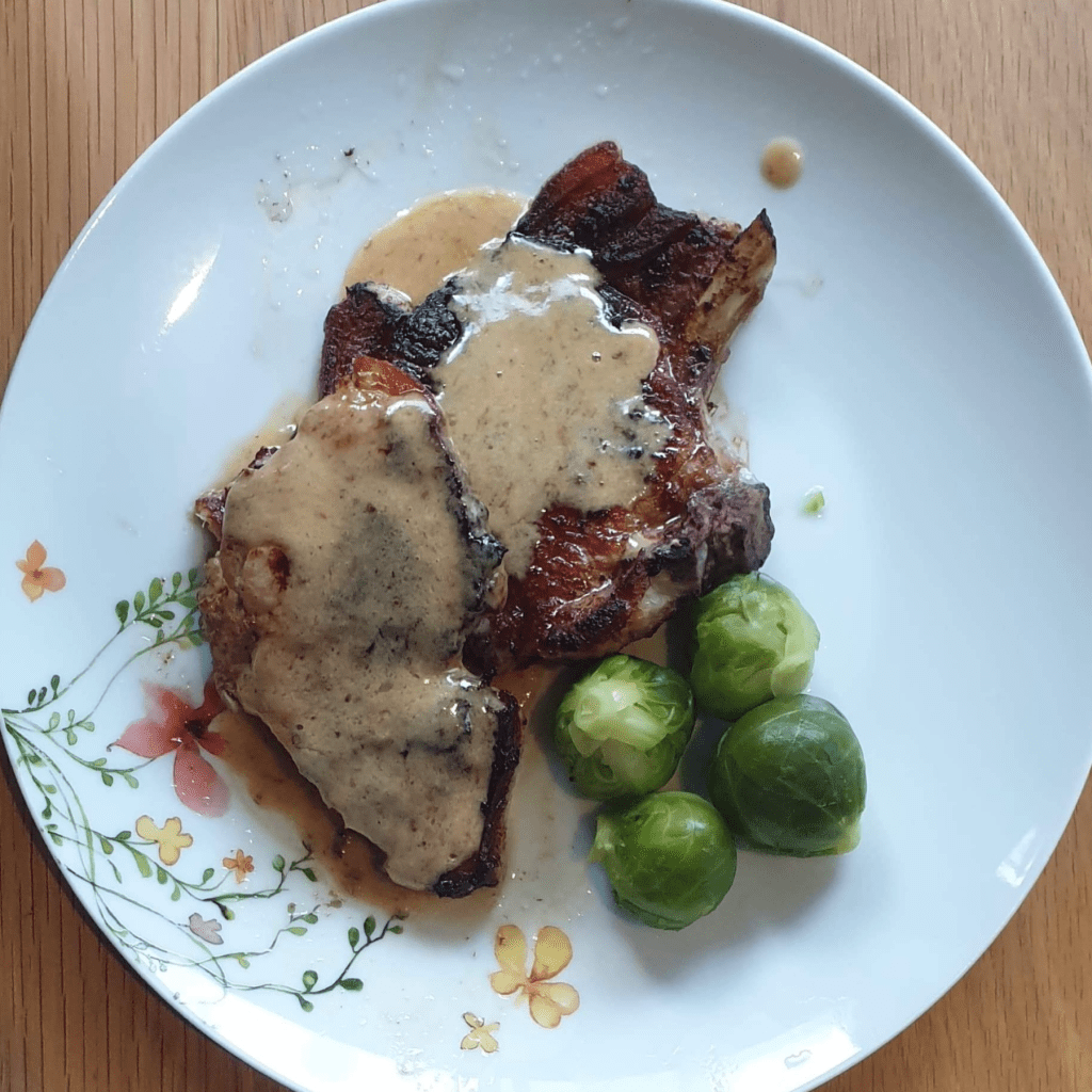 Gluten Free, Keto Pork Chops With Garlic Cream Sauce AussieDirtyKeto