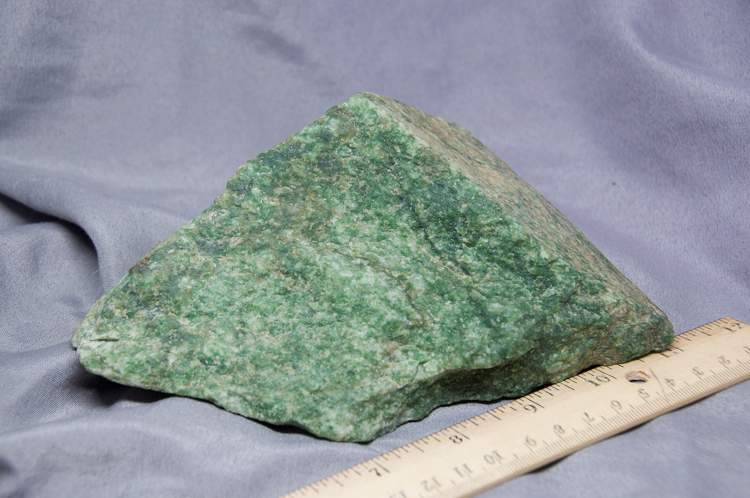 2 lbs Wyoming Emerald Snowflake Jade