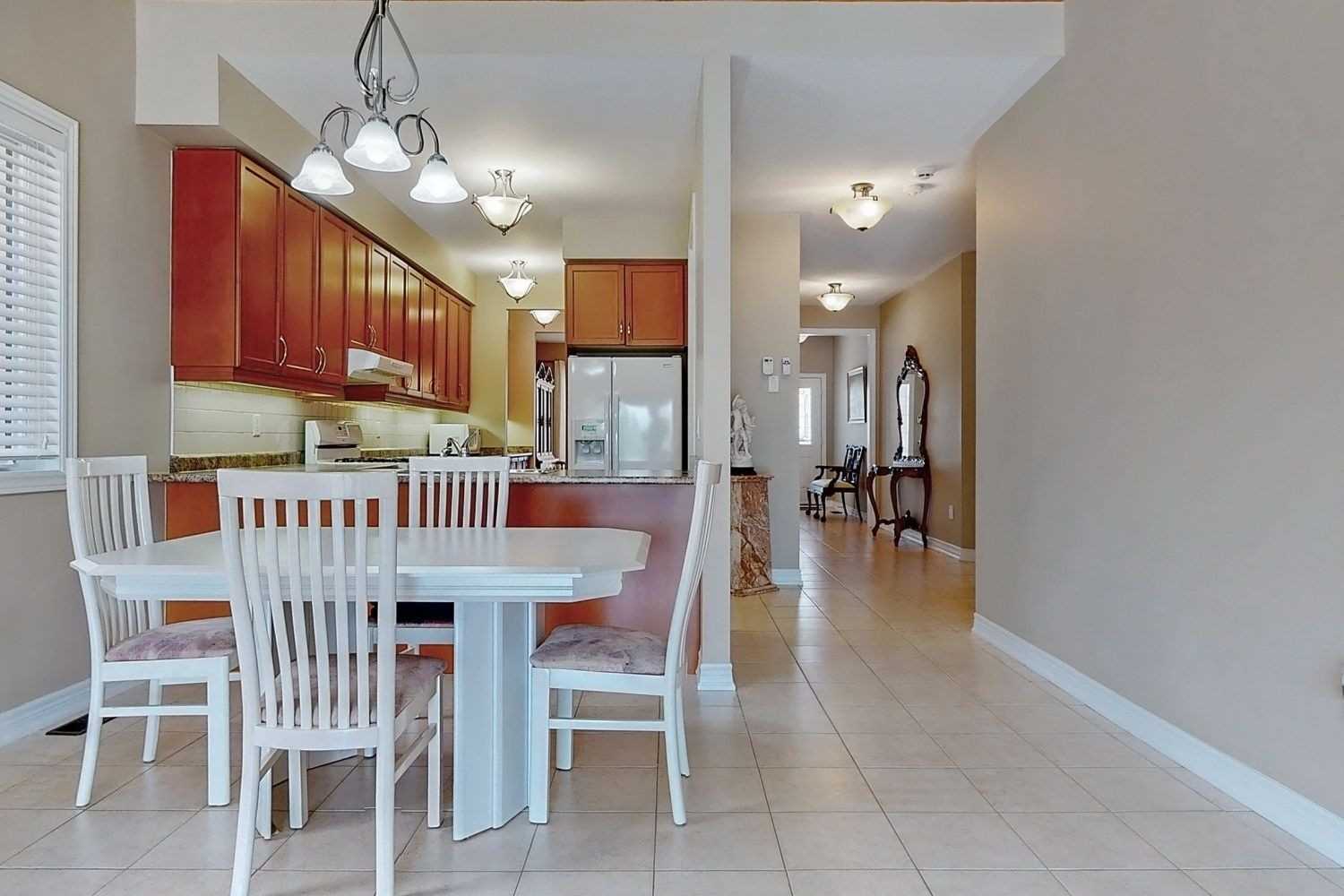 131 Louisbourg Way, Greensborough, Markham Price, Warnings, Schools Toronto Real Estate