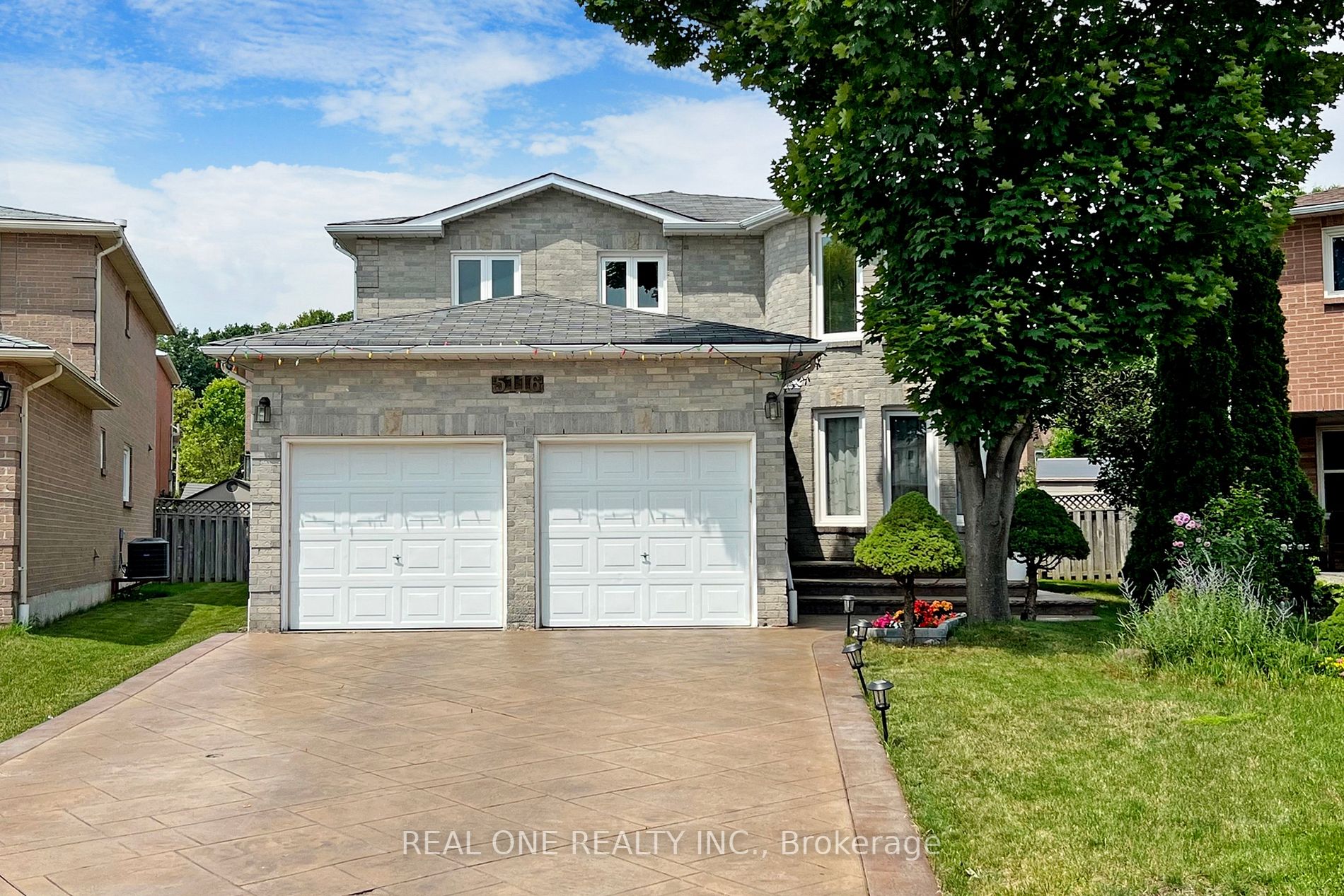 692 Huntington Ridge Dr, Hurontario, Mississauga Price, Warnings