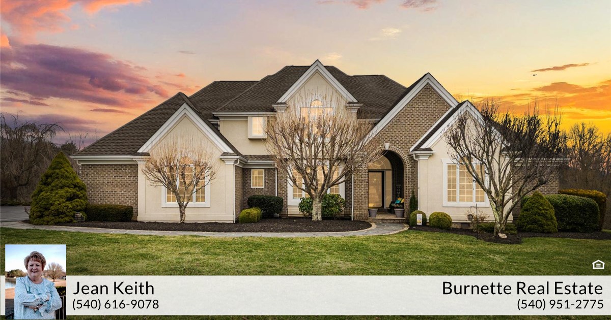 2728 Eagle Dr, Draper, VA 24324