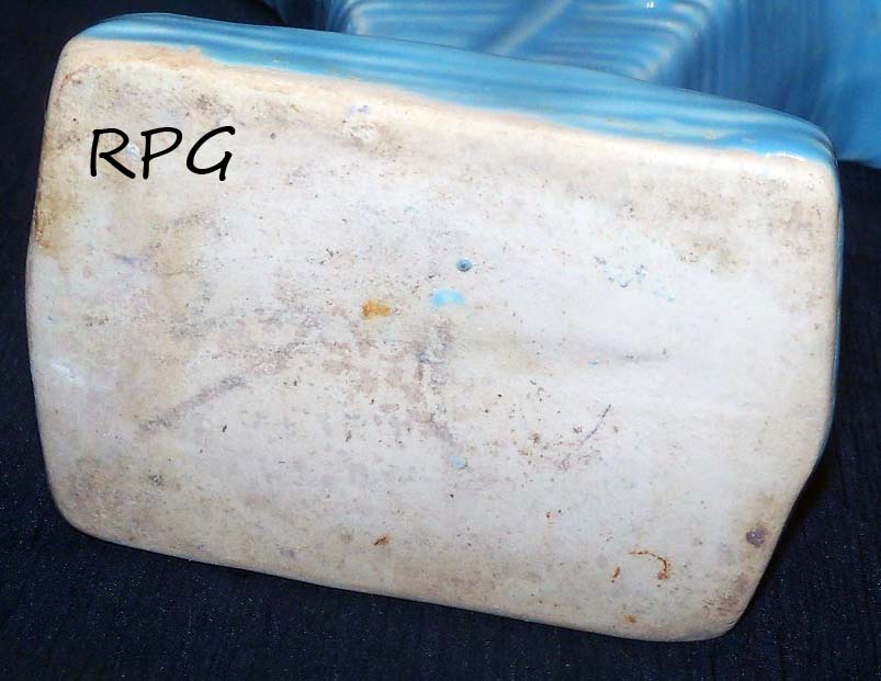 Pottery marks and signatures, Nelson Mccoy Pottery