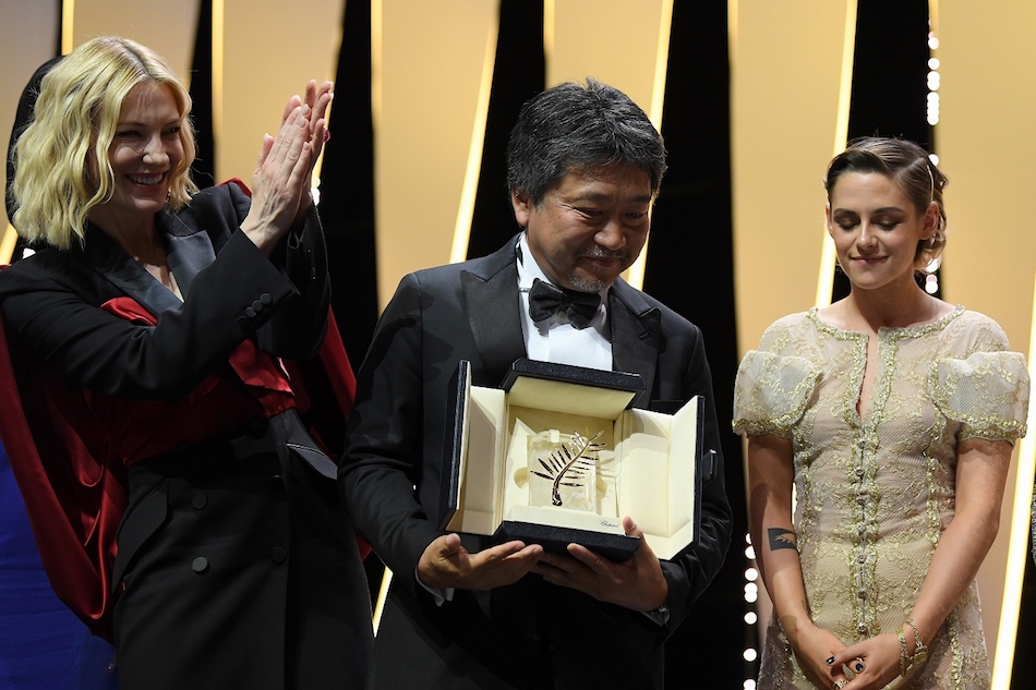 是枝裕和監督『万引き家族』、カンヌ映画祭最高賞に リリー・フランキーや松岡茉優らもコメント｜Real Sound