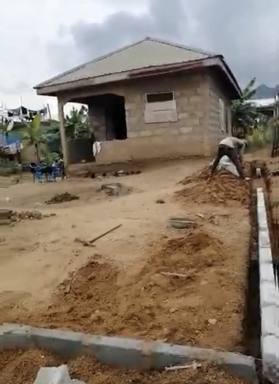 Land with Chamber and Hall S/C for sale at Dobro Papase