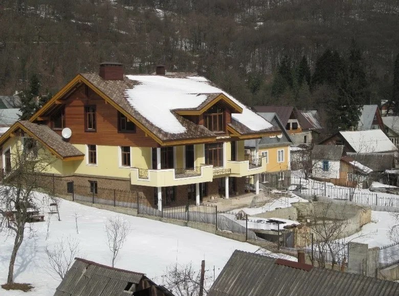 2 room house for sale in Sochi, Russia for € 730,305 listing 362980