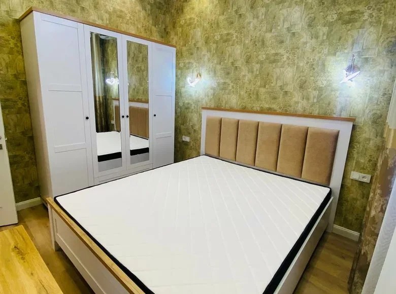 1 room apartment with double glazed windows, with furniture, with air