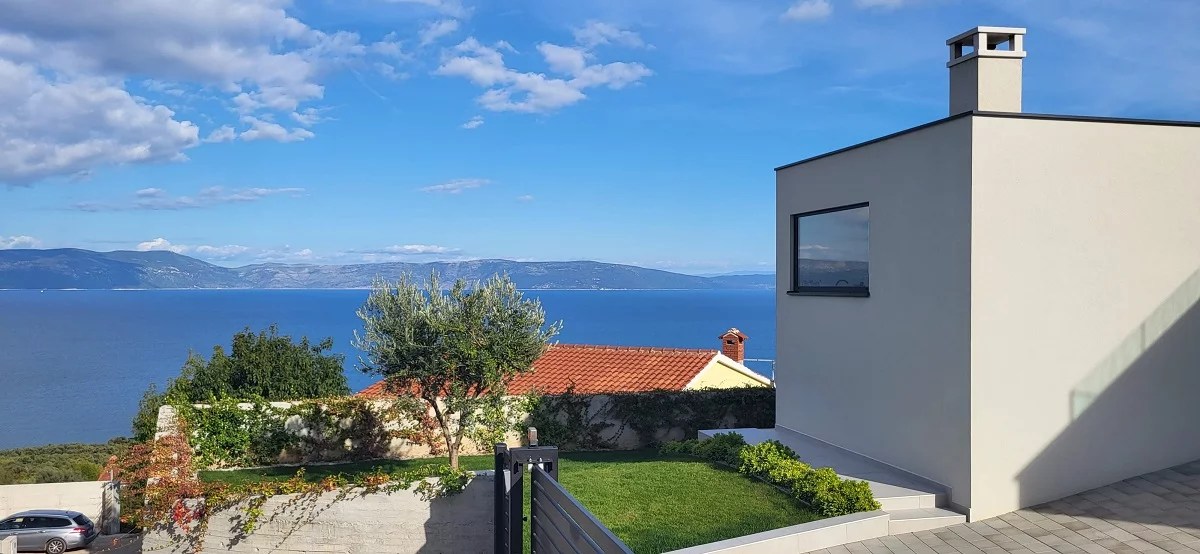 Time to buy a house in Croatia? Experts on prices and trends in the Croatian real estate market 2022