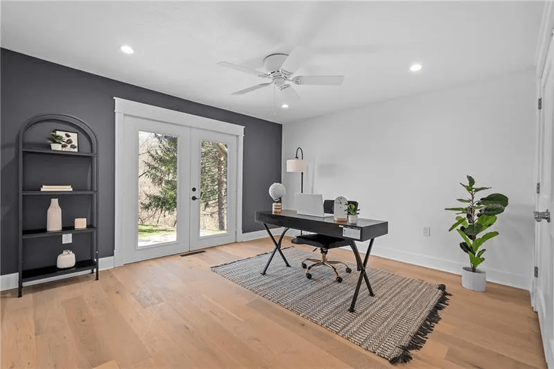 Single 4BD Family Home Realty Corp