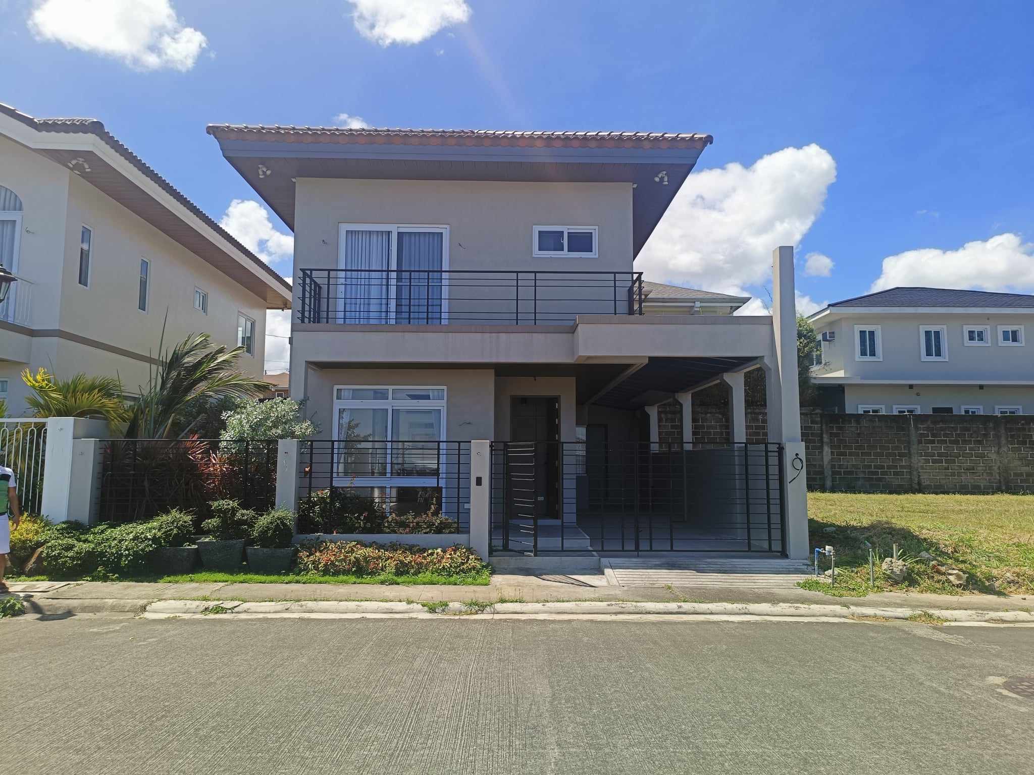 BRAND NEW HOUSE FOR SALE IN SOUTH FORBES VILLAS PHASE 1B BRGY INCHICAN