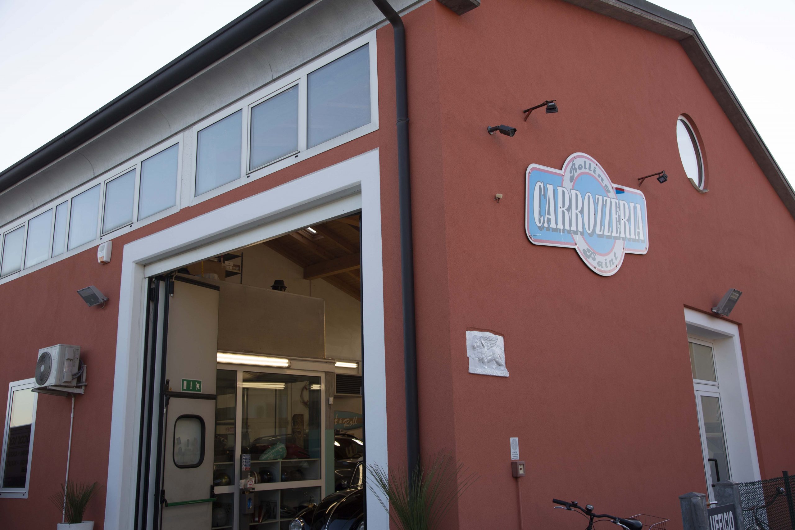 CARROZZERIA ROLLING PAINT (VE) Realuce