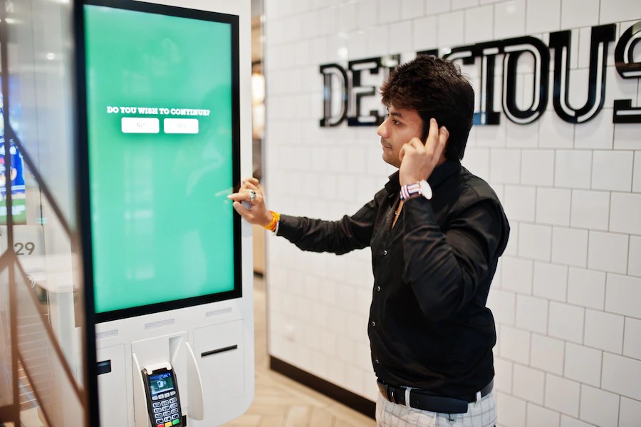 Unveiling The Power Of Digital Signage CMS Revolutionizing Content