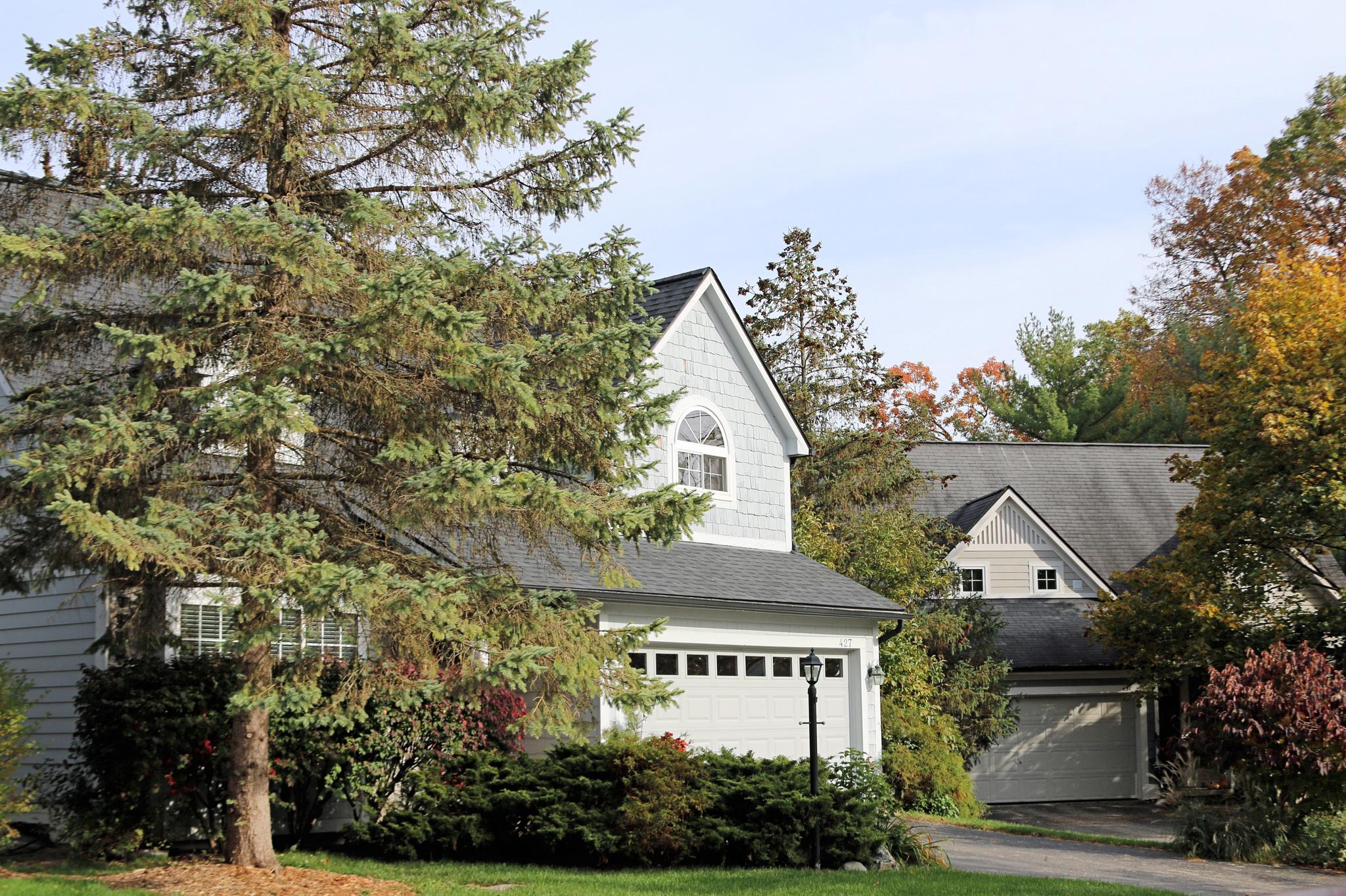 Sommerset Pointe, Ann Arbor Condos in Scio Township, MI