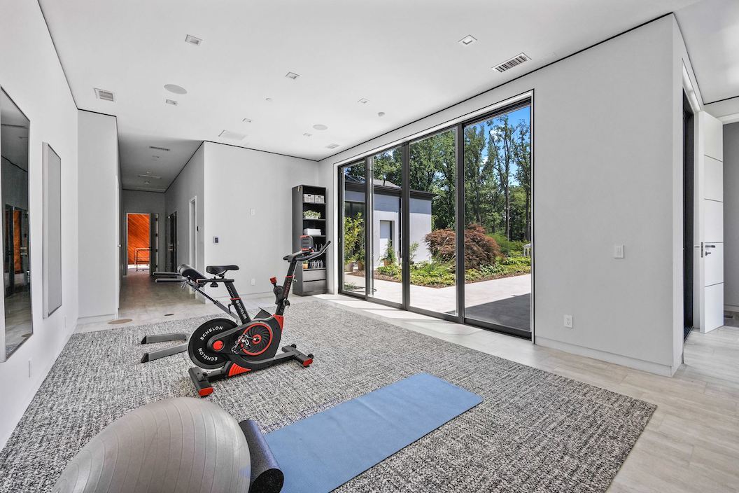 8801 Fernwood Rd Property For Sale Offered by HEIDER