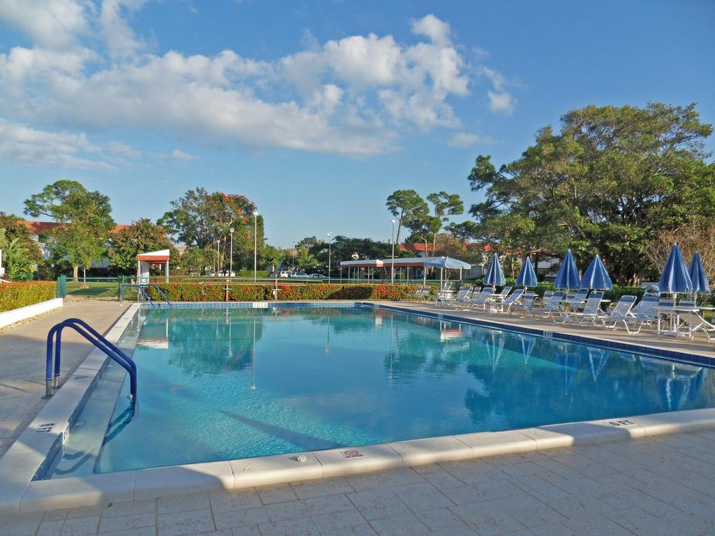 Vista Pines in Stuart FL