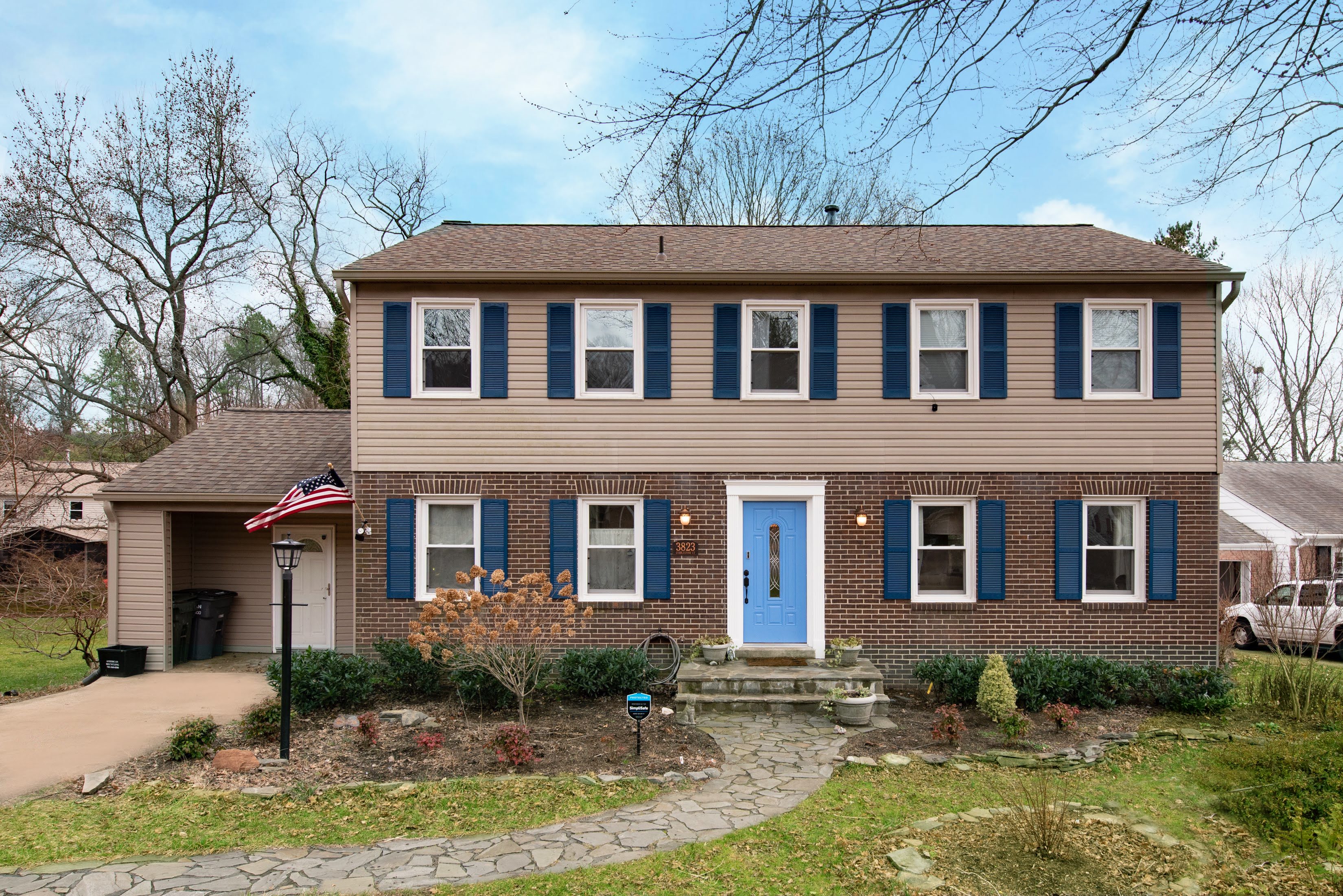 Listing at 3823 Cobblestone Ct