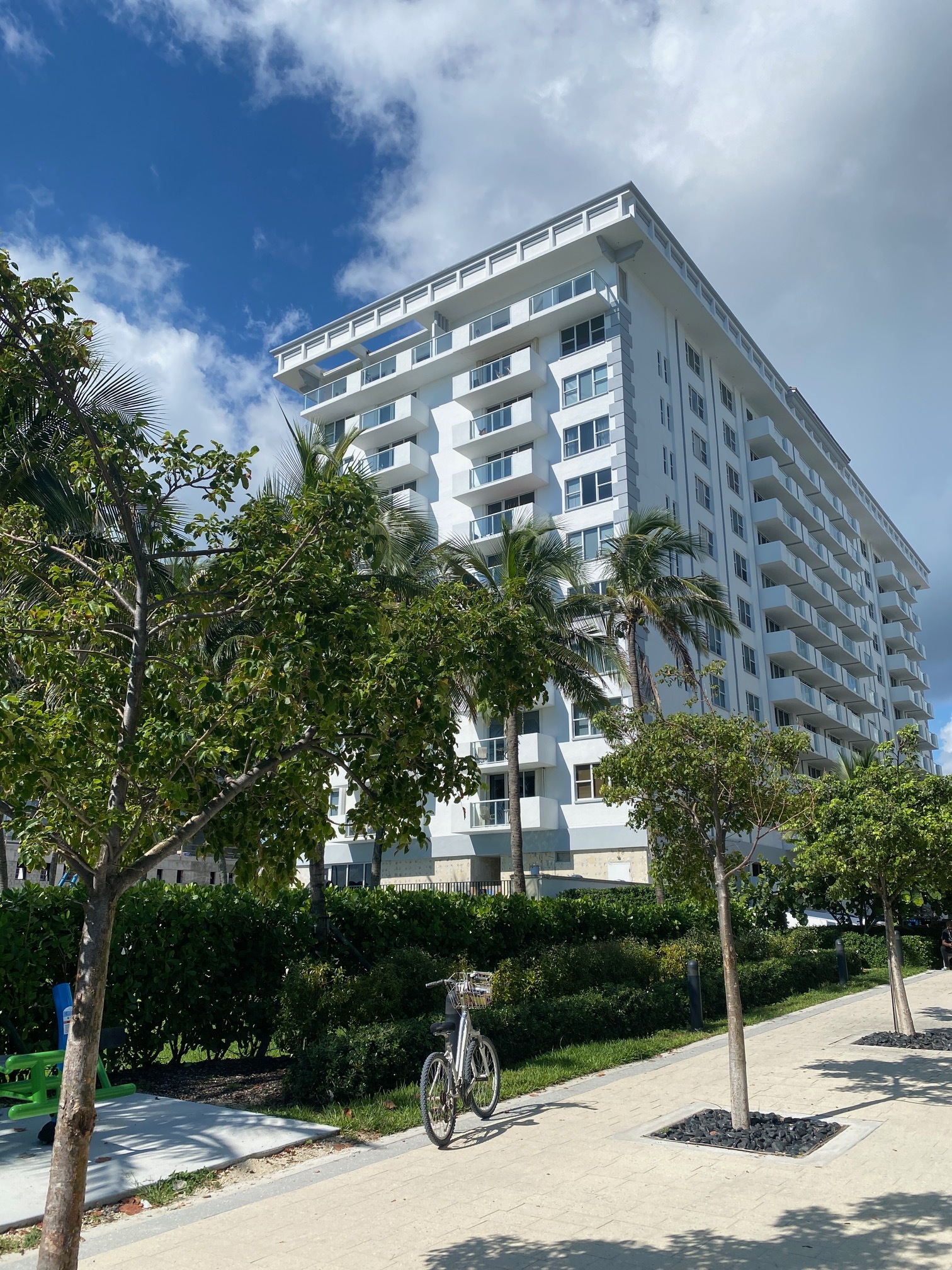 The Carlisle on the Ocean, Surfside Beach condos for sale and rent.