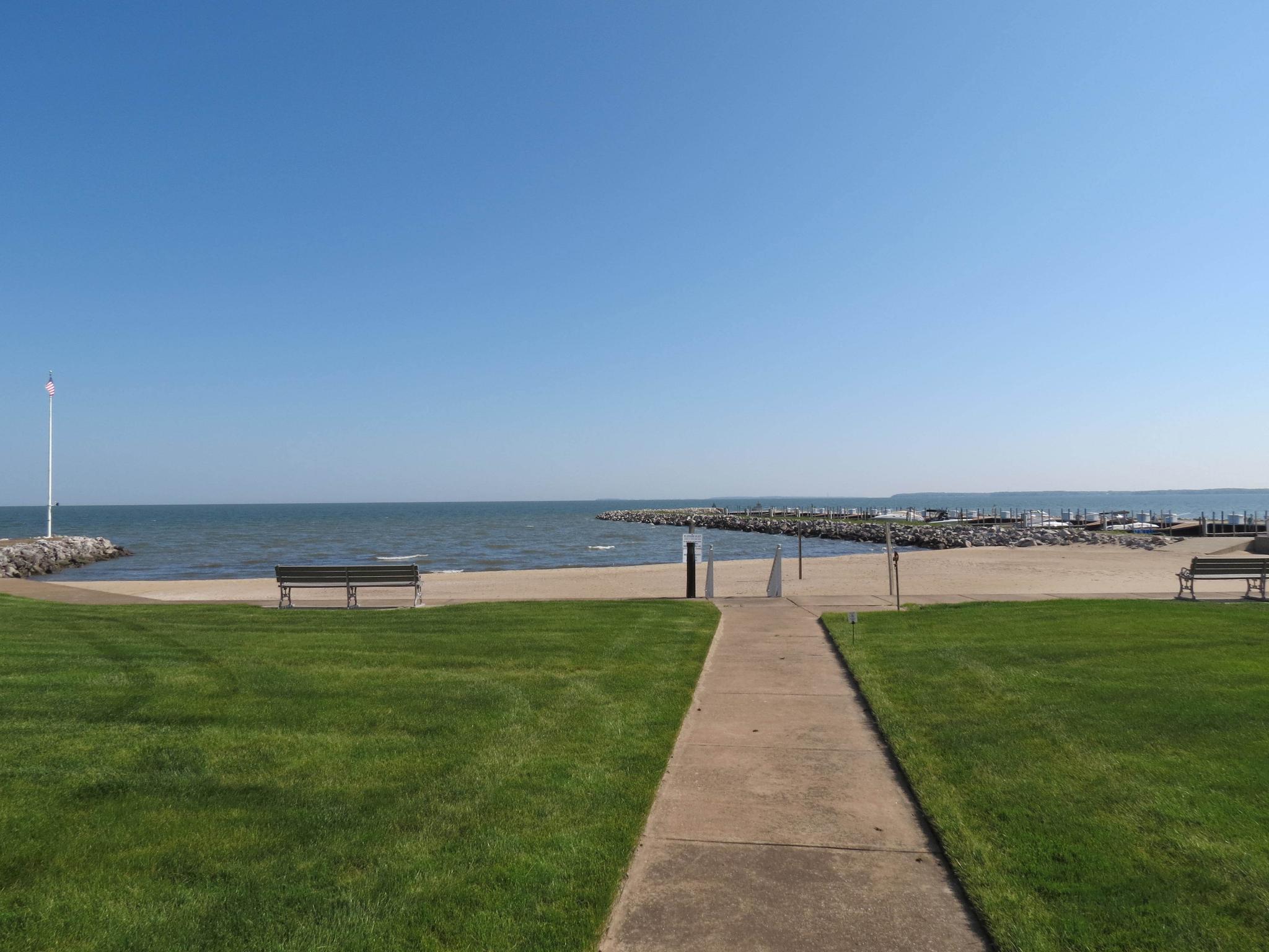 Captain's Cove Port Clinton Ohio