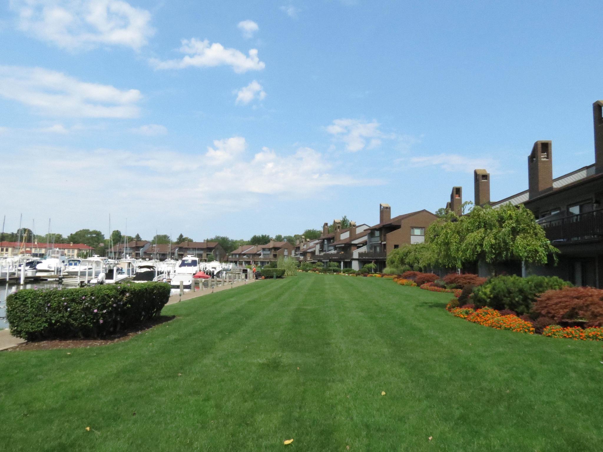 Catawba Island Club Marina