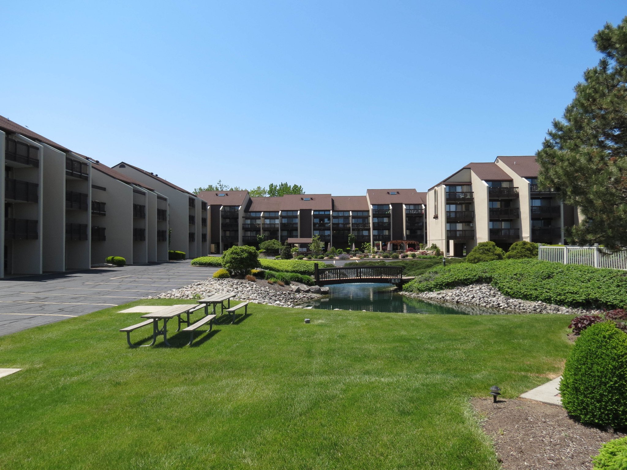 The Shores Beachfront Condominium Resort Port Clinton Ohio