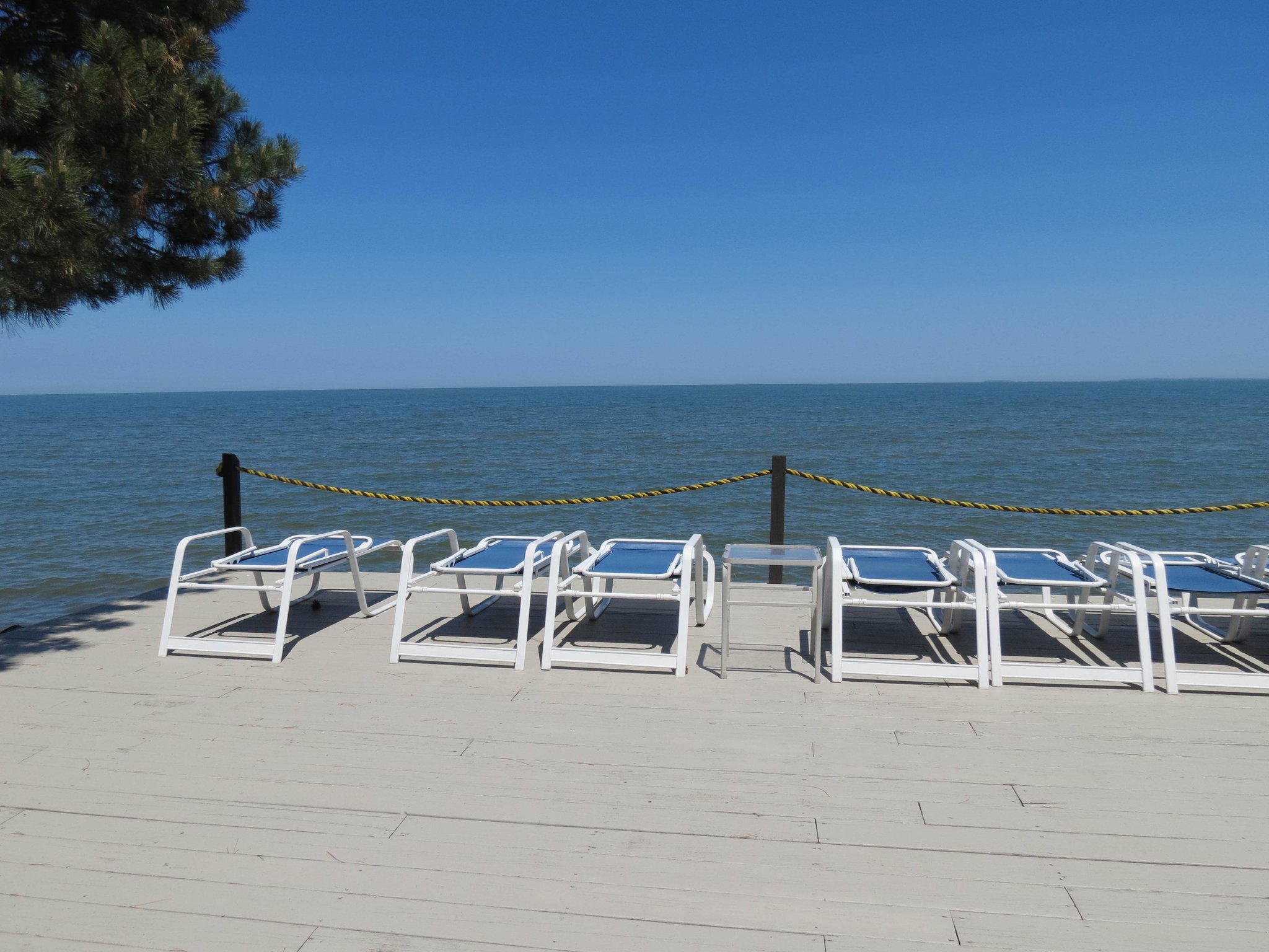 The Shores Beachfront Condominium Resort Port Clinton Ohio