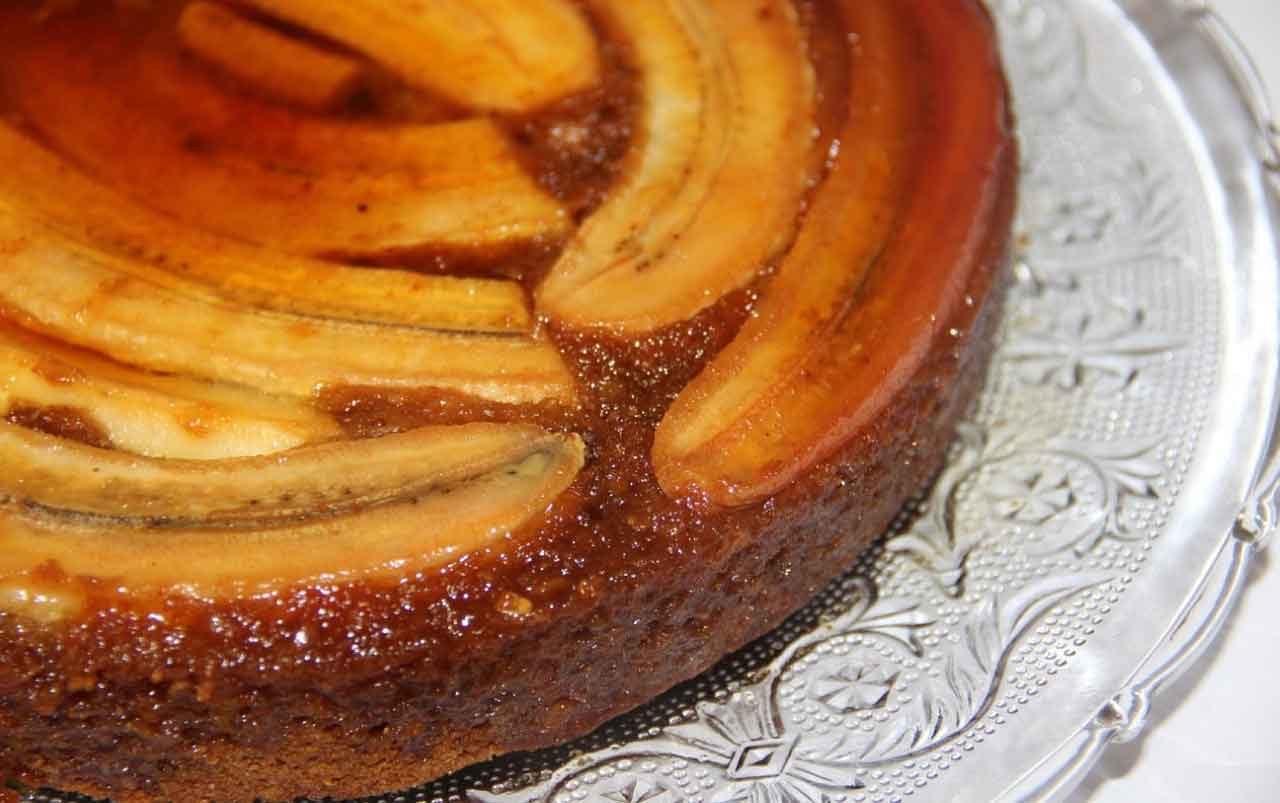 Receitas de Bolo de Banana de Liquidificador com cobertura banana