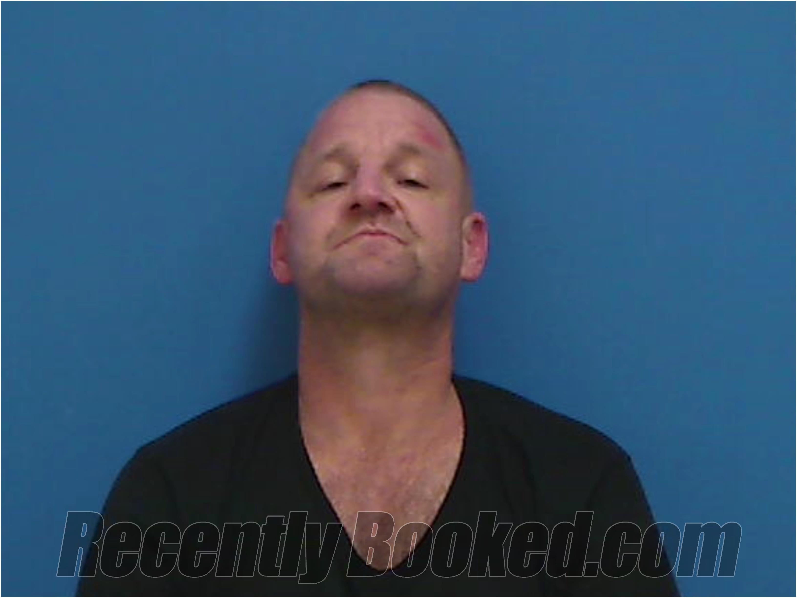 Recent Booking / Mugshot for JAMES CULLY LINEBERGER in Catawba County