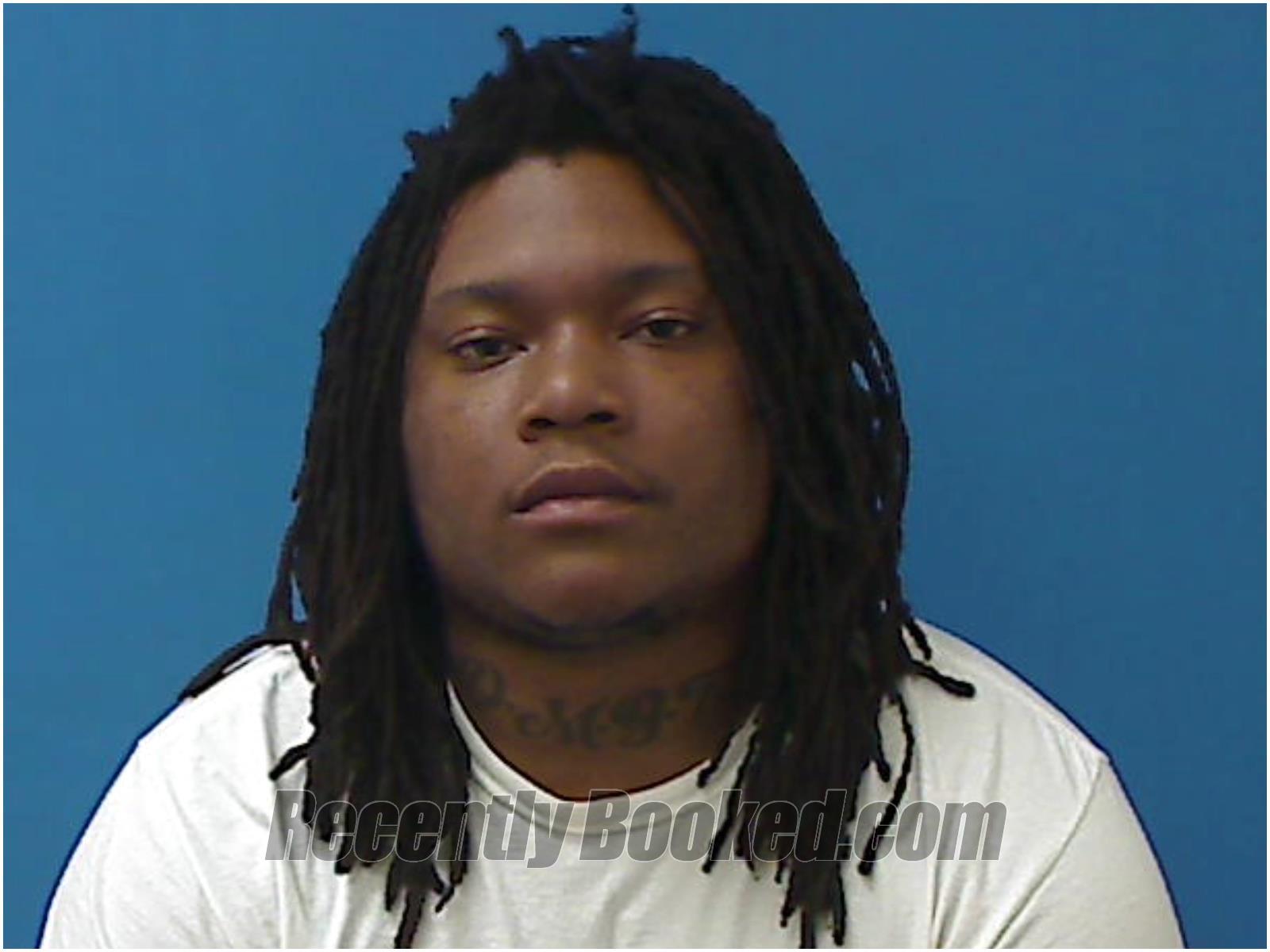 Recent Booking / Mugshot for CHRISTOPHER CHAUNCION CLARK in Catawba