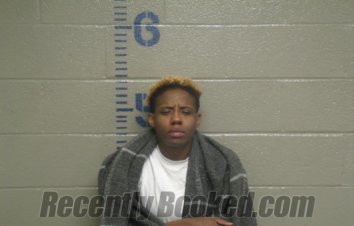 Recent Booking / Mugshot for PARIS RAYNE LOLAR in Logan County, Oklahoma