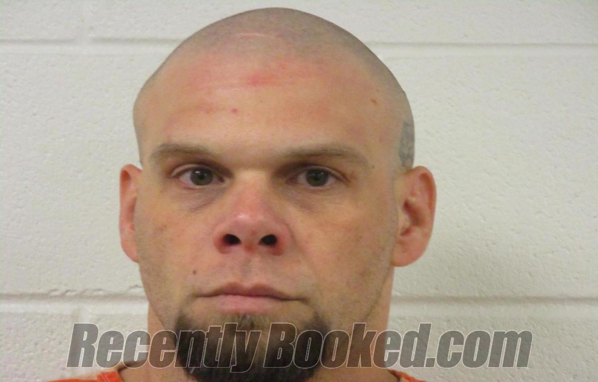 Recent Booking / Mugshot for JOSEPH DEBB GOLDEN in Love County, Oklahoma