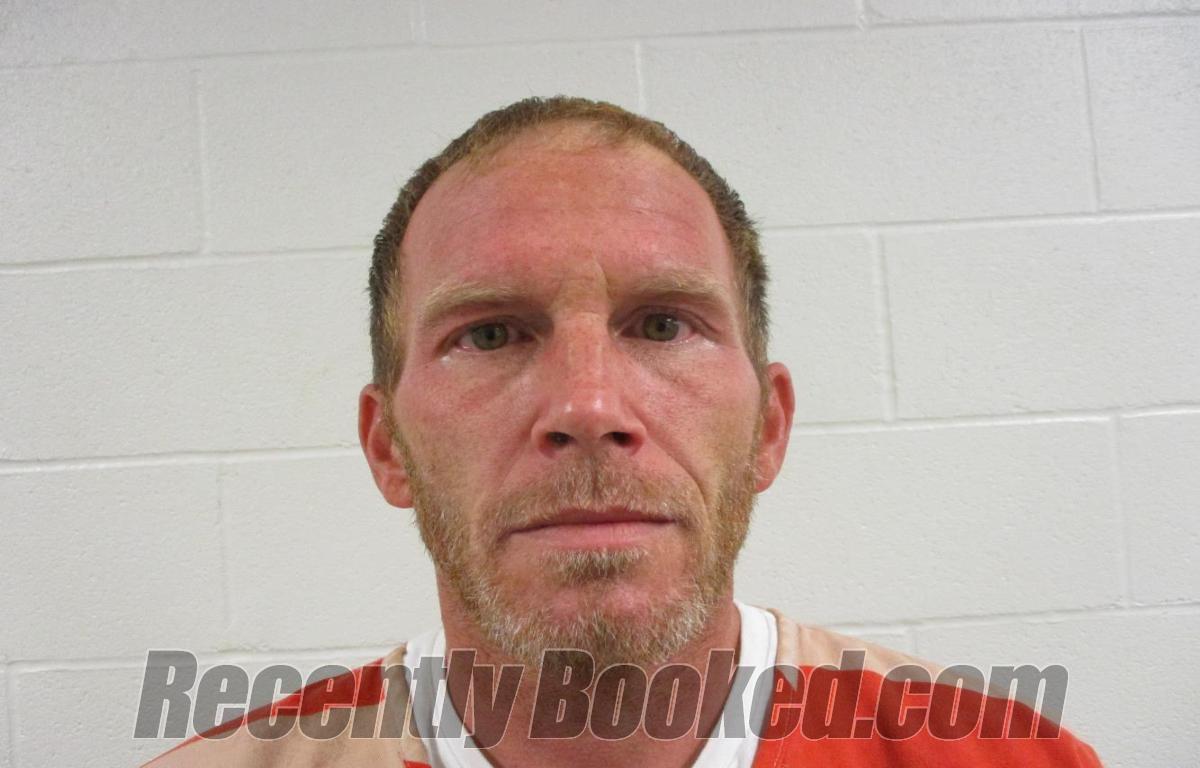 Recent Booking / Mugshot for CASEY WAYNE ROBERTSON in Love County, Oklahoma