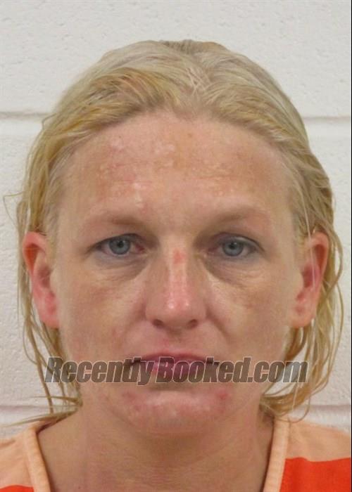 Recent Booking / Mugshot for VANESSA ANN DEATHERAGE in Love County