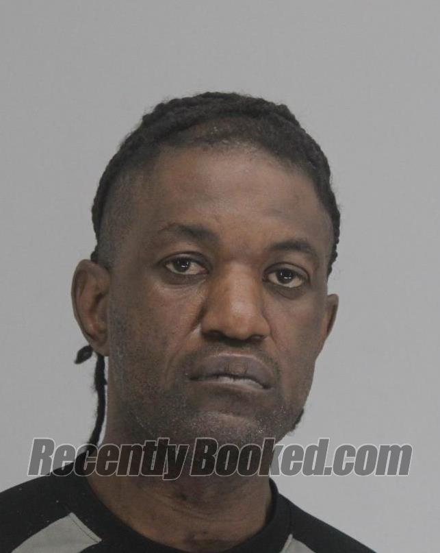 Recent Booking / Mugshot for RONALD WHITE in Dallas County, Texas