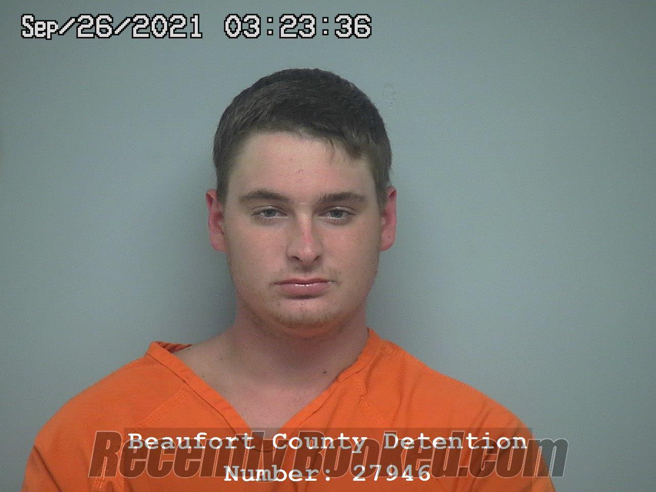 Recent Booking / Mugshot for BRADLEY EDWARD PIERCE in Beaufort County