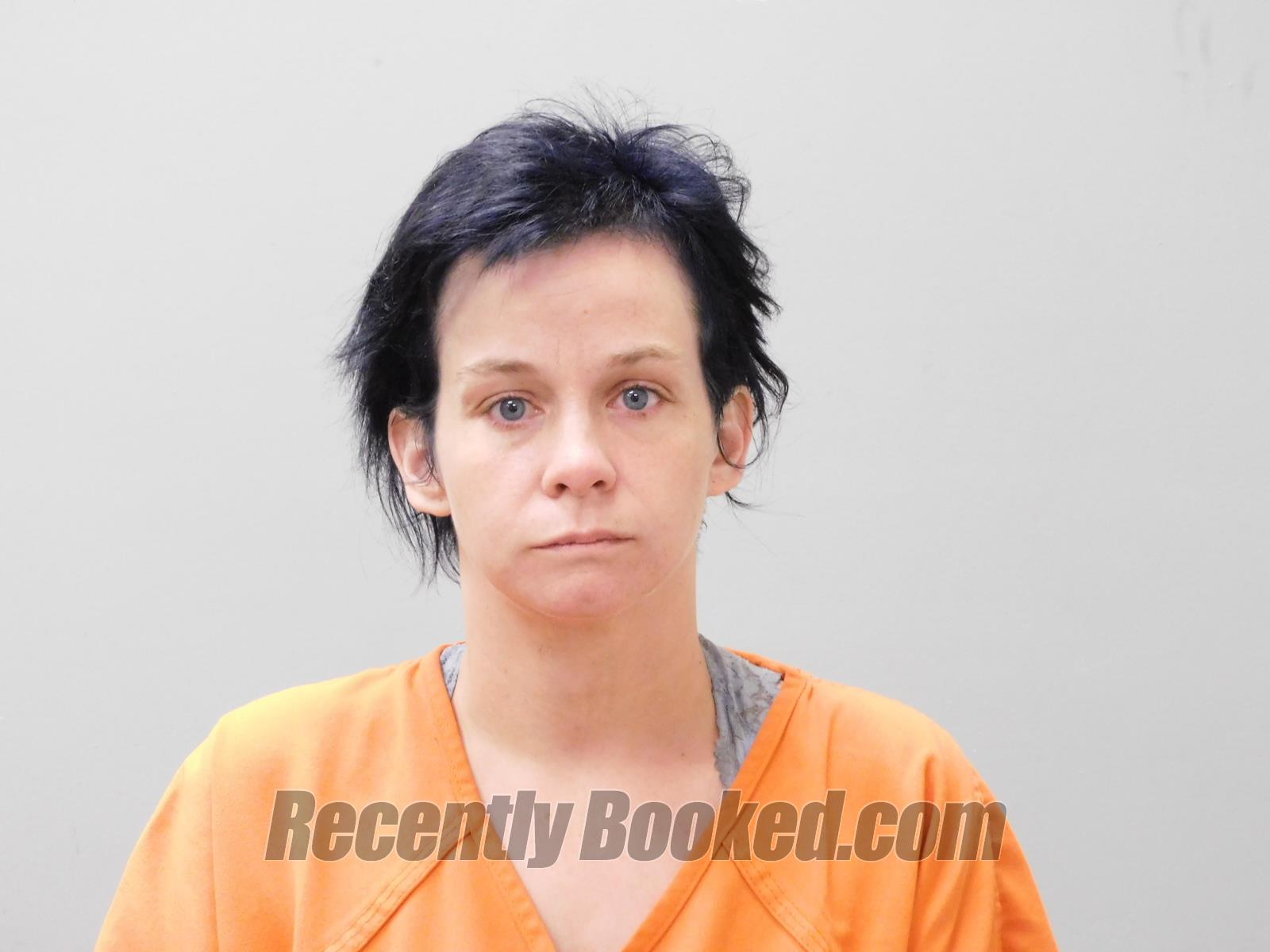 Recent Booking / Mugshot for KELLI LEA ENGLISH in Madison County, Alabama