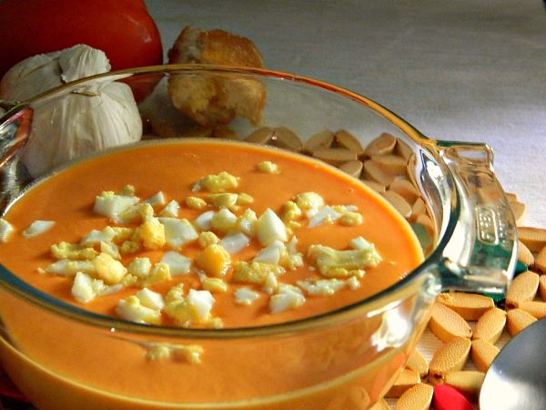 Salmorejo cordobés, crema o sopa de tomate española Recetas ABC