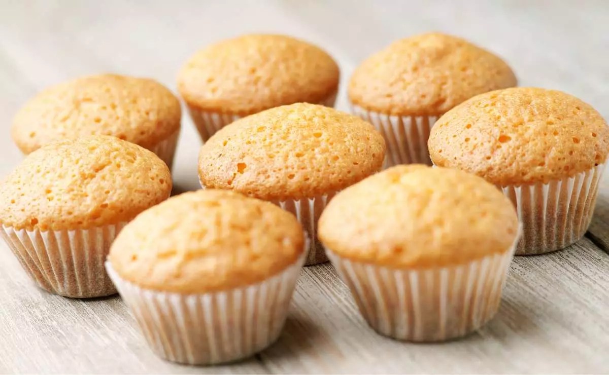 Cómo hacer Muffins de Vainilla Esponjosos Receta Fácil