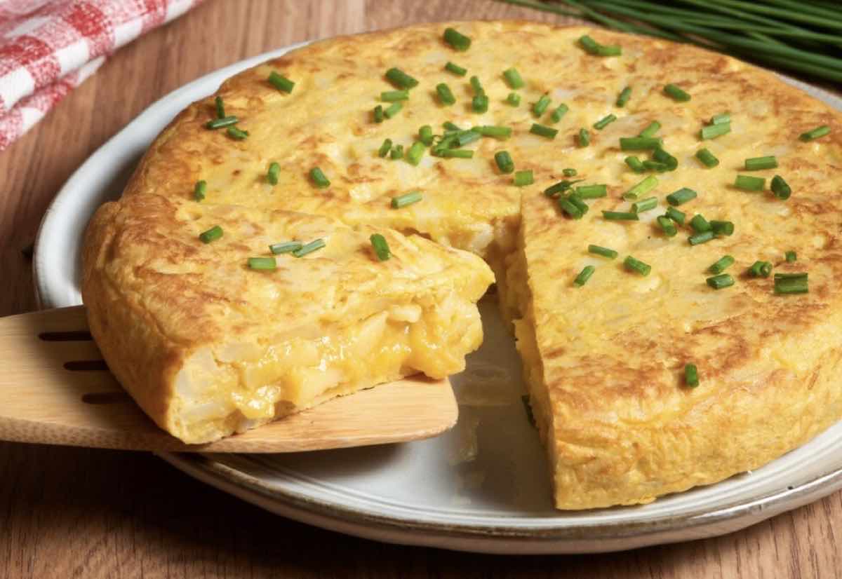Tortilla de patata en airfryer con o sin cebolla, sin exceso de aceite